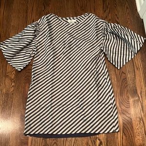 Vineyard Vines women’s dress, size L, never worn!